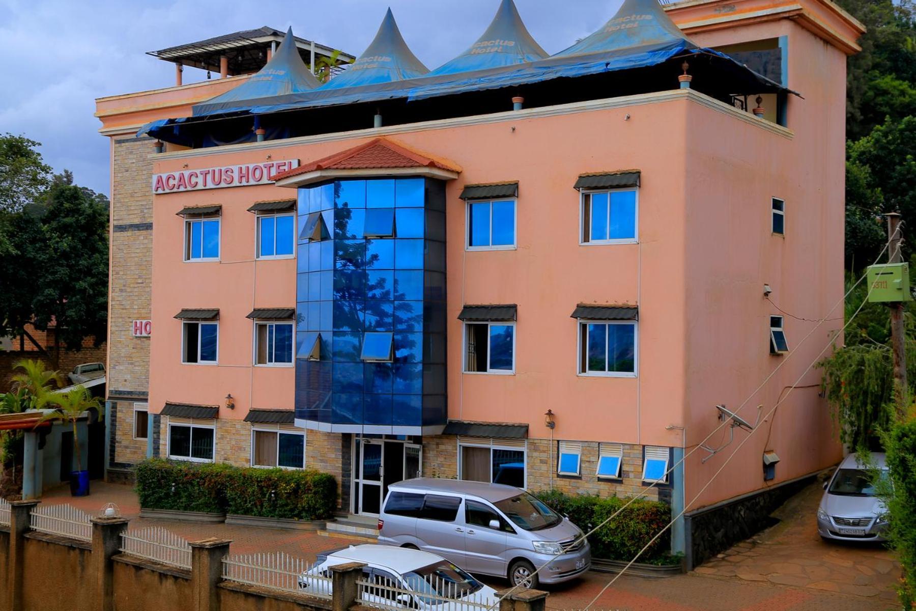 Acactus Hotel Kampala Exterior photo